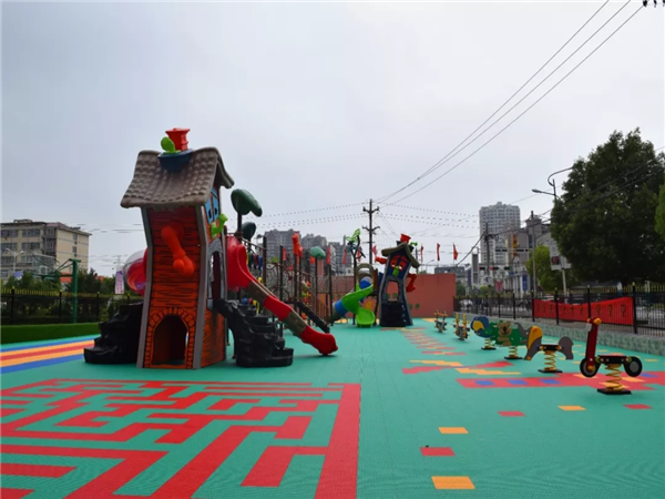 暑期幼儿园地板装修就选悬浮拼装地板 暑期幼儿园地板装修就选悬浮拼装地板